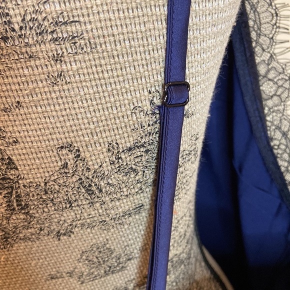 Agnes orinda navy camisole black lace trim new 4x - Picture 3 of 6